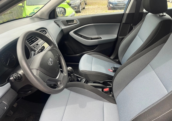 Hyundai i20 cena 39900 przebieg: 101000, rok produkcji 2018 z Namysłów małe 596